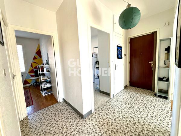 Clermont Ferrand - Facultés - Appartement T3 de 63.08 m2 avec garage et balcon