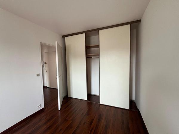 A LOUER : T2 à LILLE • • 710 € CC • Réf. 209-00