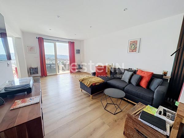 Exceptionnel appartement 4 pièces dernier étage avec vue panoramique à Grasse - Saint Claude