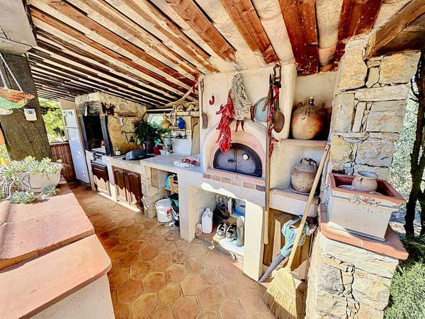 PEYMEINADE  154 m²  Terrain de 2 634 m² Piscine 699 000 € possibilité 2 logements