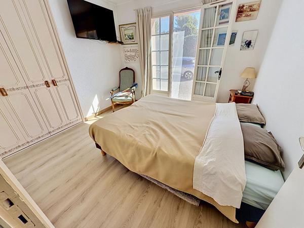 PEYMEINADE  154 m²  Terrain de 2 634 m² Piscine 699 000 € possibilité 2 logements