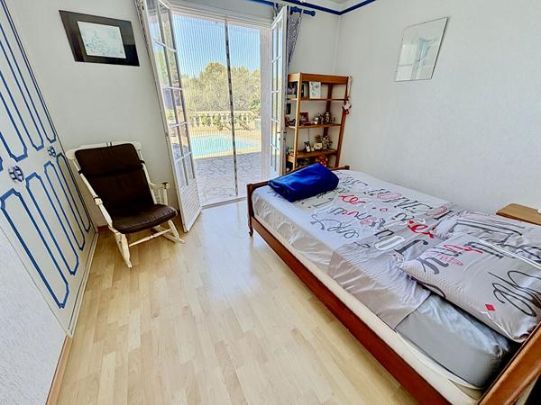 PEYMEINADE  154 m²  Terrain de 2 634 m² Piscine 699 000 € possibilité 2 logements