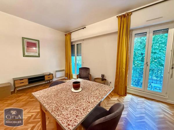 Appartement à louer 1 pièce 38.65m² Tours (37000)