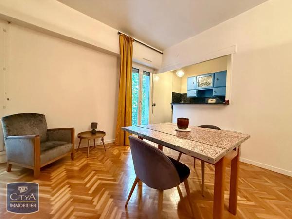 Appartement à louer 1 pièce 38.65m² Tours (37000)