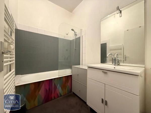 Appartement à louer 1 pièce 38.65m² Tours (37000)