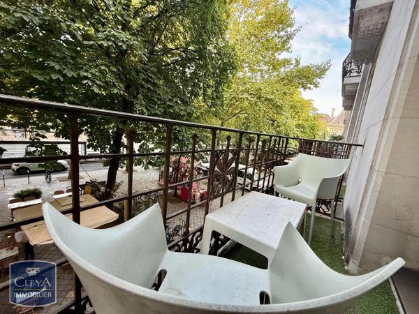 Appartement à louer 1 pièce 38.65m² Tours (37000)