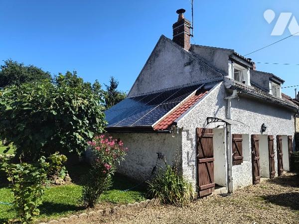 JOLIE MAISON ANCIENNE AU CALME