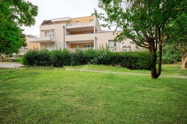 NOUVEAUTE - CHARTRES DE BRETAGNE - APPARTEMENT T3 - BALCON - GARAGE