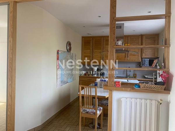 Maison à vendre de 138m² à Bressuire avec 4 chambre et terrain de plus de 800m²