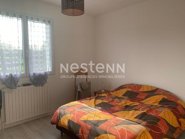 Maison à vendre de 138m² à Bressuire avec 4 chambre et terrain de plus de 800m²
