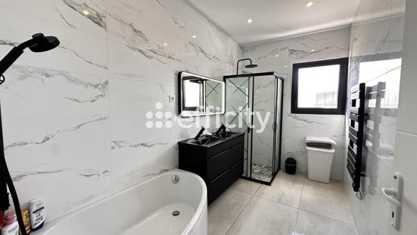 Maison 5 pièces - 135 m² Exclusivité
