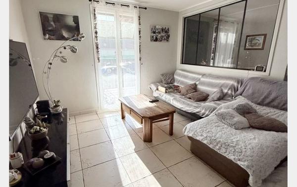 Vente Villa rénové(e) Courthezon   