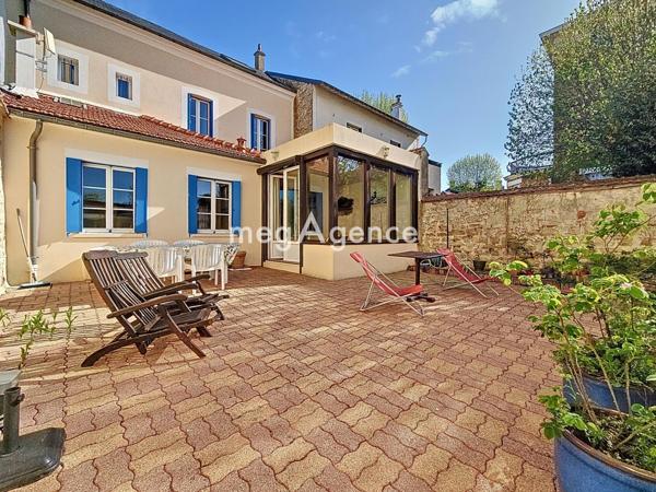 Maison à MANTES-LA-JOLIE, 78200 - 7 pièces 146m²