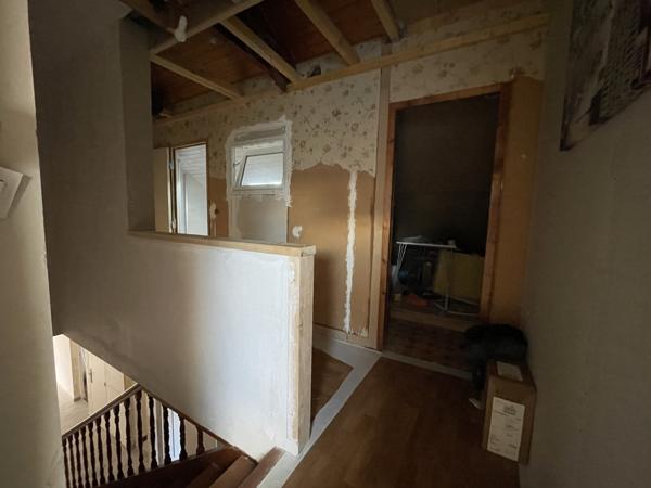 Maison familiale de 158 m2 - beau potentiel - secteur prisé et calme à Châtellerault