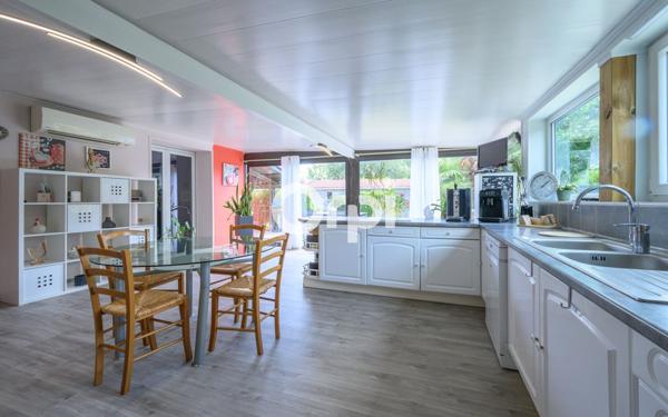 Maison à vendre    7 pièces •  Wavrin