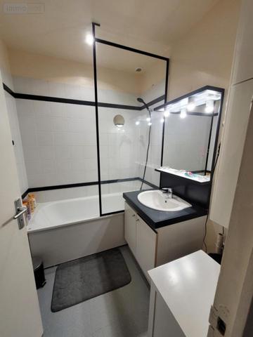 Appartement à louer à Pont-de-l'Arche dans l'Eure (27340), ref : 27063-L9