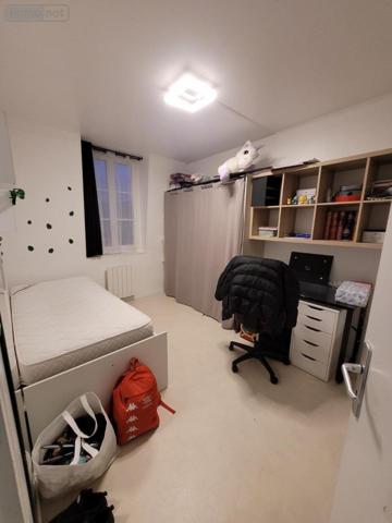 Appartement à louer à Pont-de-l'Arche dans l'Eure (27340), ref : 27063-L9