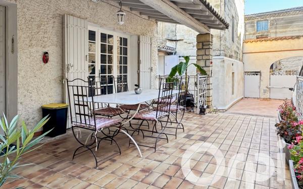 Maison à vendre    4 pièces •  Montfrin