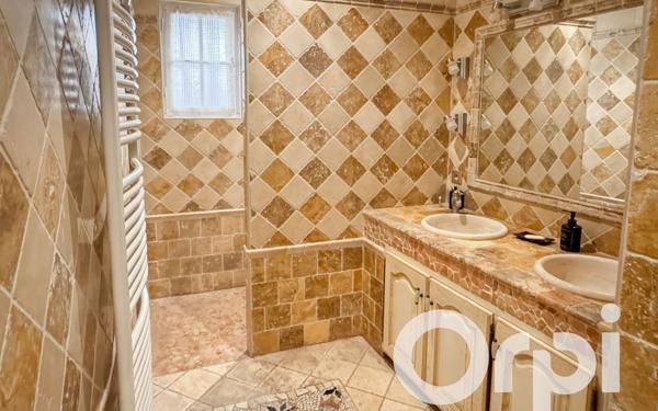 Maison à vendre    4 pièces •  Montfrin