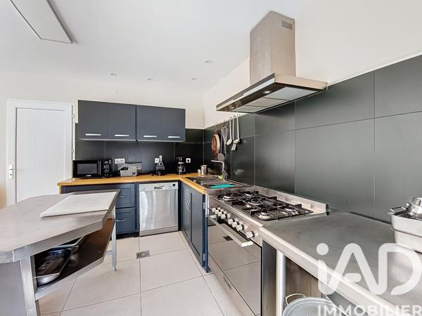 Maison à vendre 9 pièces 223 m² Baho