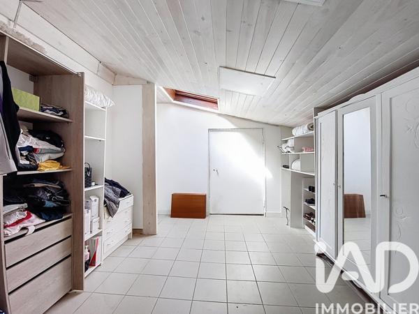 Maison à vendre 9 pièces 223 m² Baho