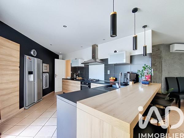 Maison à vendre 9 pièces 223 m² Baho