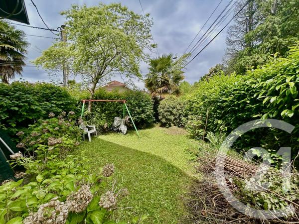 Maison à vendre  5 pièces - 140 m 2   PAU  - 64