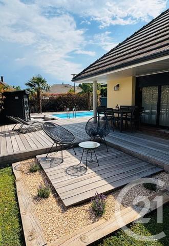 Maison à vendre  5 pièces - 140 m 2   PAU  - 64