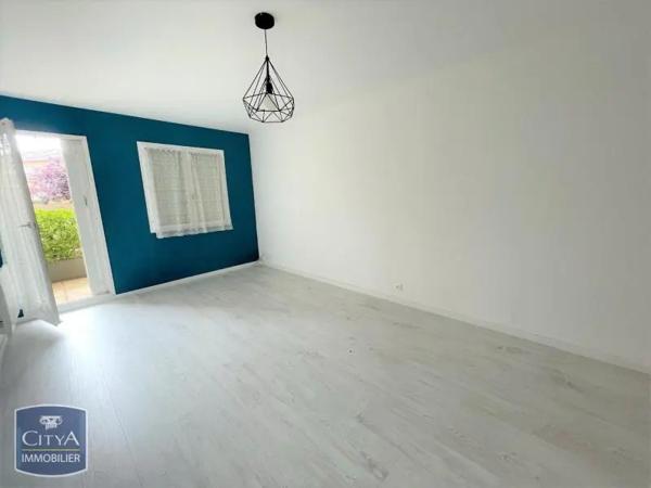 Appartement à louer 1 pièce 38.48m²