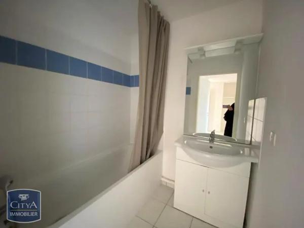 Appartement à louer 3 pièces 64m²