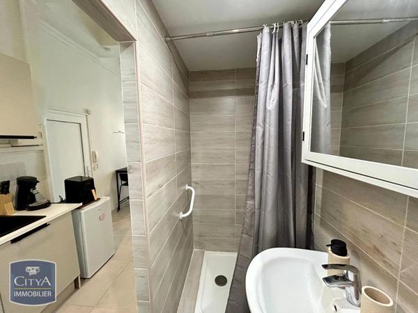 Appartement à louer 1 pièce 22.92m² Marseille 7e Arrondissement (13007)