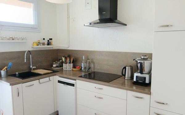 Appartement à vendre    3 pièces • 55,66 m2 Salon-de-Provence