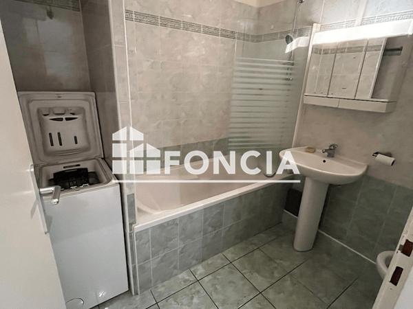 Location Studio meublé 26.39 m² - 9 BOULEVARD DE LA ROCHE DU ROI Aix Les Bains 73100
