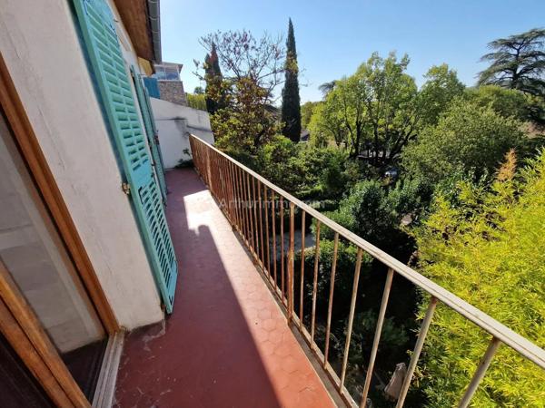 Location                                                      Appartement
                        
                     3 pièces                      96 m2                     à Draguignan