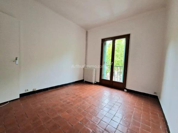 Location                                                      Appartement
                        
                     3 pièces                      96 m2                     à Draguignan
