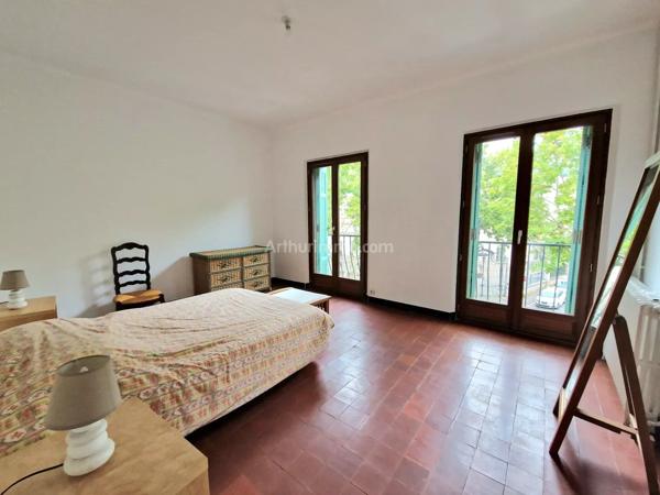 Location                                                      Appartement
                        
                     3 pièces                      96 m2                     à Draguignan
