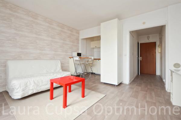 ARCUEIL - 2 MIN RER LAPLACE - STUDIO 26,06 M², ASCENSEUR, BALCON, GRANDE CAVE