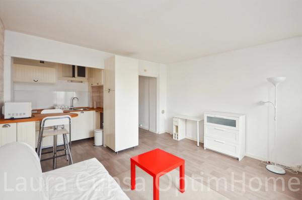 ARCUEIL - 2 MIN RER LAPLACE - STUDIO 26,06 M², ASCENSEUR, BALCON, GRANDE CAVE