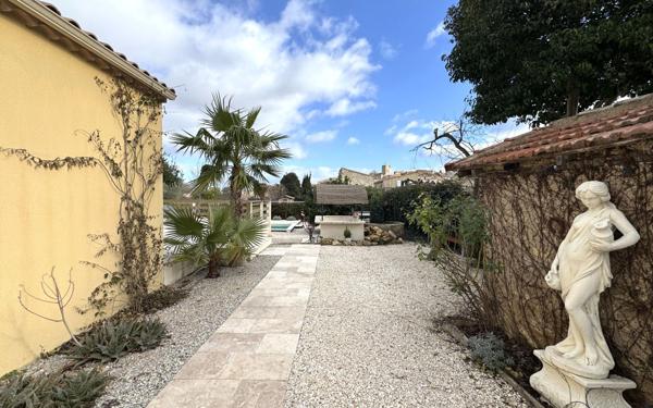 Maison à vendre    7 pièces •  Pézenas
