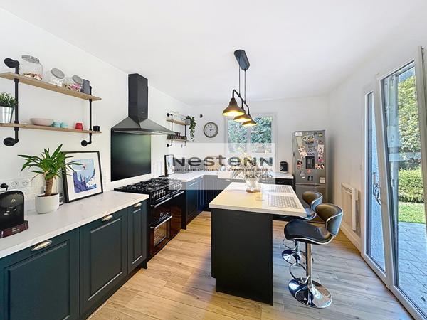 Maison de 7 pièces à Vendre à Saint Fargeau Ponthierry, lacs de la Guiche, 4 chambres, Garage double, sous-sol total,