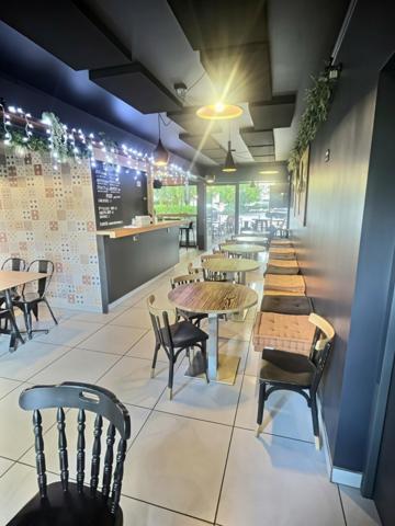 Bar réputé centre Thonon, terrasse exceptionnelle