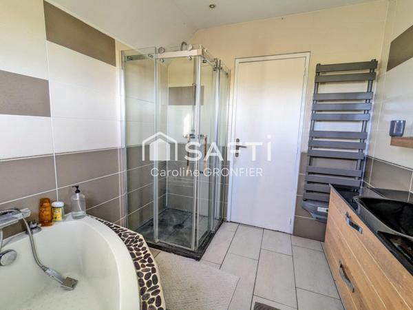 Maison familiale en pierre - à 10 minutes de Paray