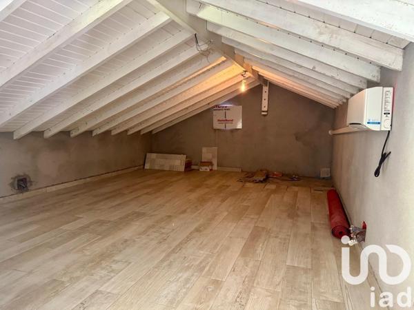 Maison 4 pièces de 200 m² à Baie-Mahault (97122)