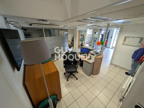 Local commercial  115 m2