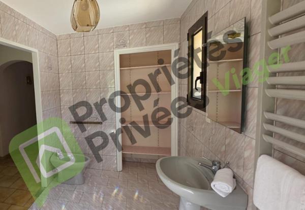 Grande villa de plain pied T5 de 160 M2, sur 1400 M2 de terrain piscinable
