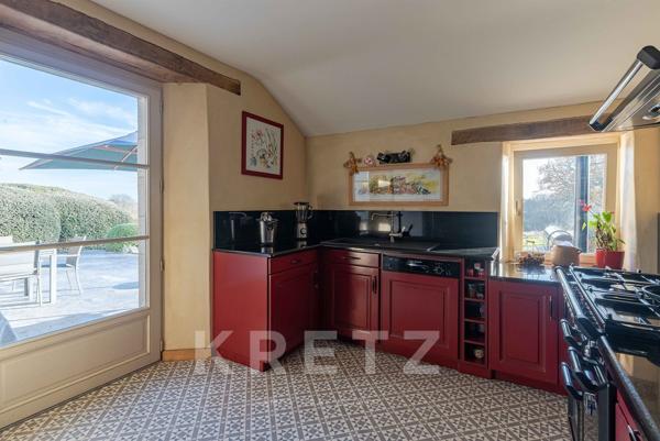 🌊 MAISON EN PIERRE | VUE SUR LA LAITA | PISCINE | TERRAIN 1 900 m² | 160 m² | EXPOSÉE SUD |