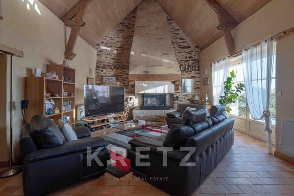 🌊 MAISON EN PIERRE | VUE SUR LA LAITA | PISCINE | TERRAIN 1 900 m² | 160 m² | EXPOSÉE SUD |