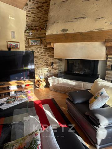 🌊 MAISON EN PIERRE | VUE SUR LA LAITA | PISCINE | TERRAIN 1 900 m² | 160 m² | EXPOSÉE SUD |