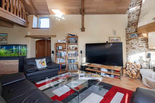 🌊 MAISON EN PIERRE | VUE SUR LA LAITA | PISCINE | TERRAIN 1 900 m² | 160 m² | EXPOSÉE SUD |