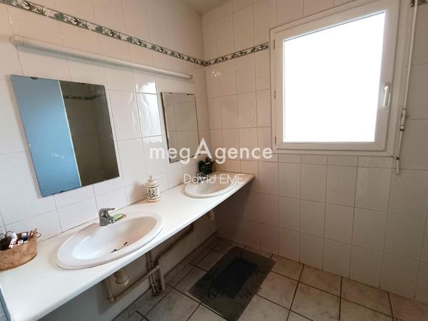 Maison à AIZENAY, 85190 - 4 pièces 96m²